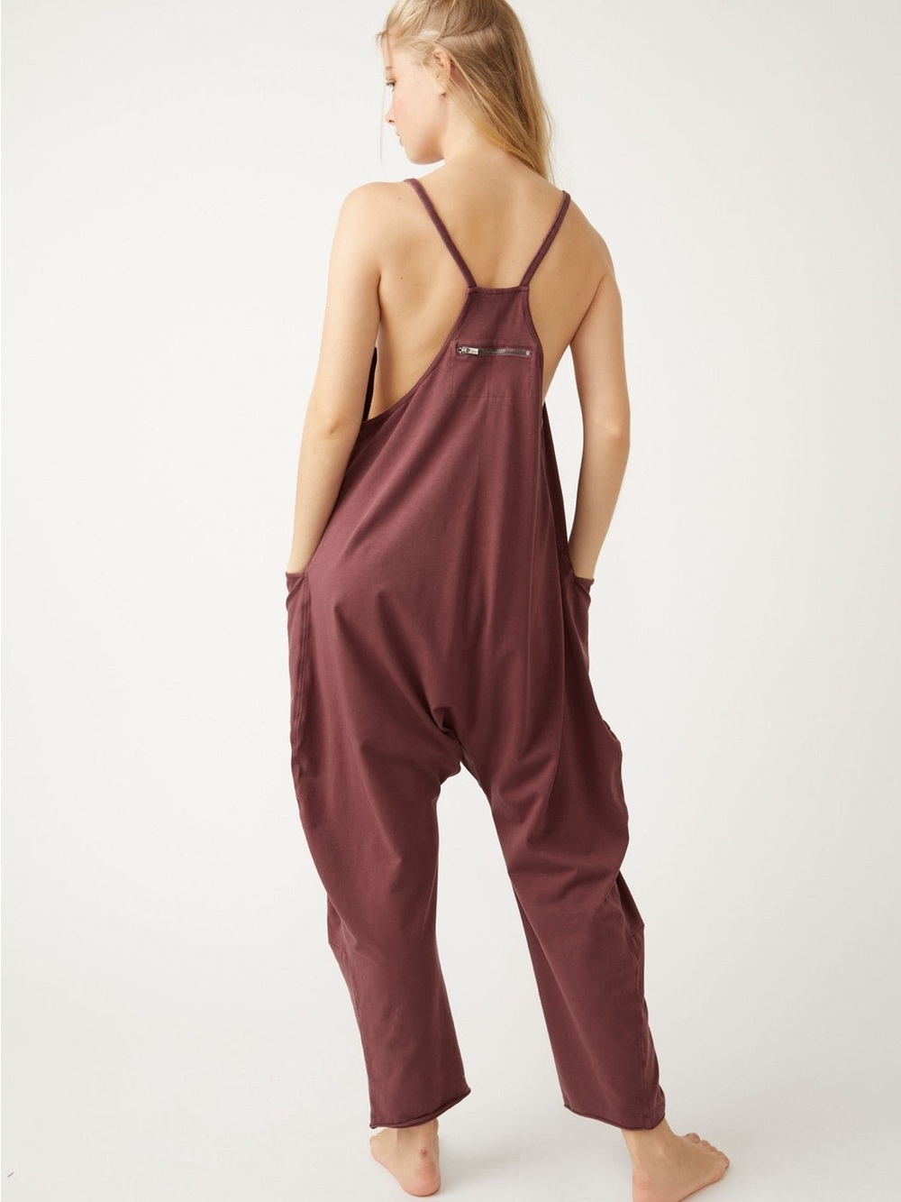 🌟 Free People Movement Hot Shot Onesie Pomegranate Slouchy Romper Size M - Picture 2 of 12